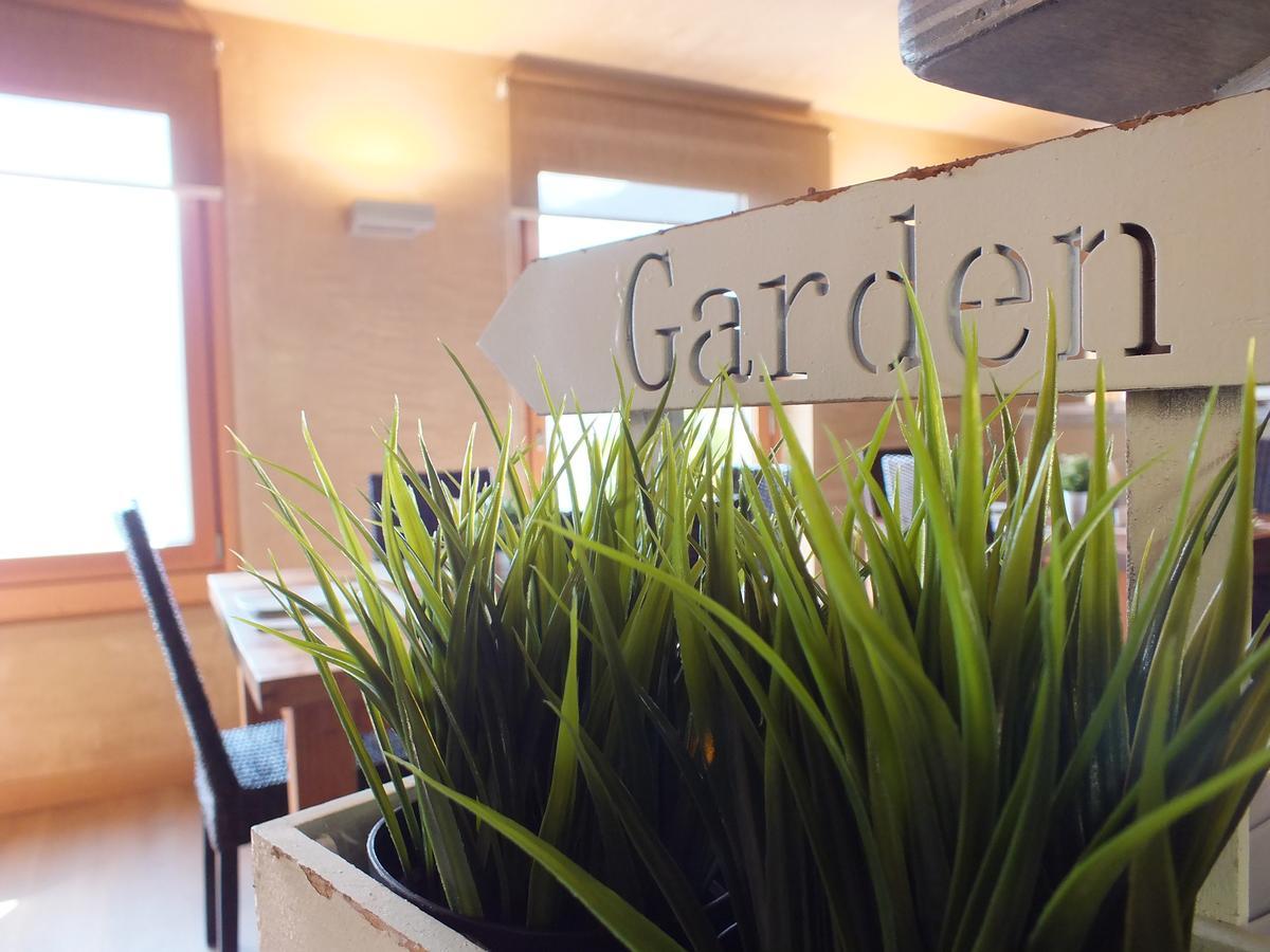 Garden View Bed & Breakfast Anfo Bagian luar foto